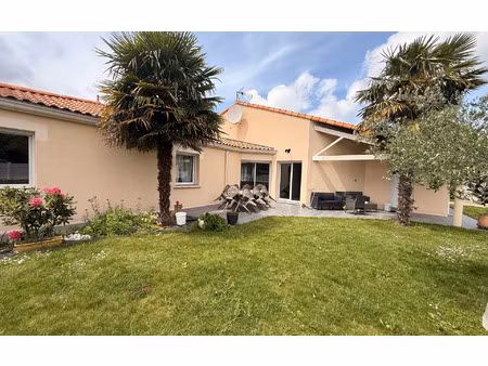 maison geneston m² t-7 à vendre  505 000 €