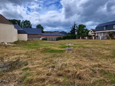 gournay-en-bray – terrain à bâtir de 1 124 m²