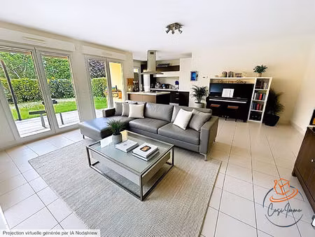 appartement t4 en rez avec terrasse et jardin.