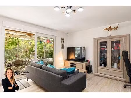 maison 3 pièces de plain-pied avec jardin  parking et cave