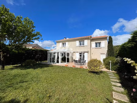 maison 5 pièces à vendre à saint bonnet de mure - réf 4722