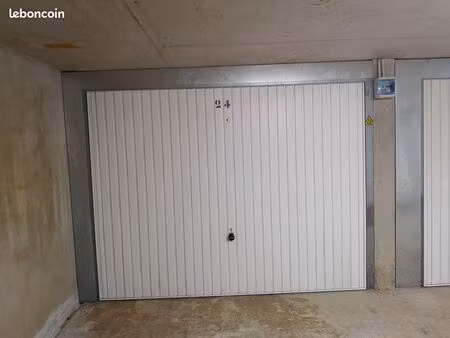 vente box fréjus plage