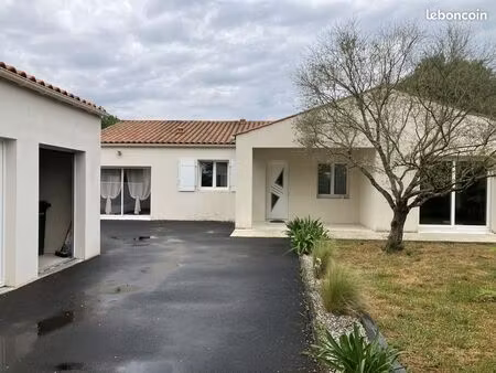 maison 6 pièces 110 m²