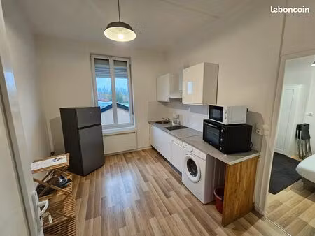 beau studio meublé