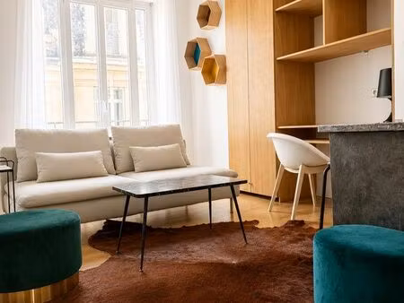 t2 meublé 37m2 - vauban / marseille 13006