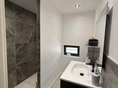 appartement 3 pièces 48 m²