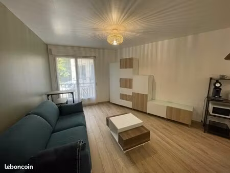 studio 1 pièce 24 m²