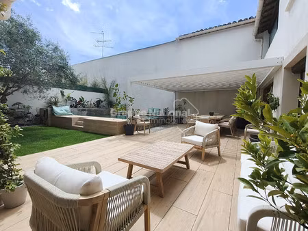 maison de luxe à vendre dans le quartier centre ville sud