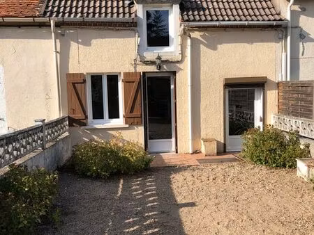 maison de village mitoyenne avec jardin