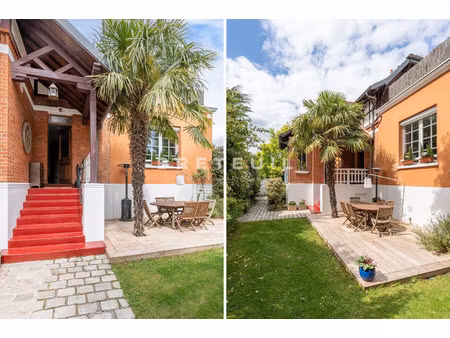 maison de luxe à vendre dans le quartier chateau de vaucresson