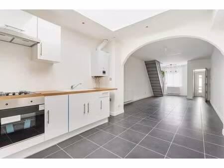 maison de 2 pièces de 67 m² située à croix
