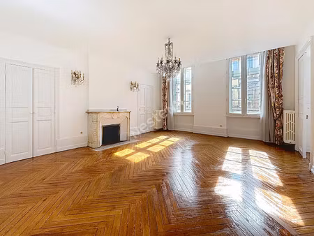 location appartement 3 pièces 125 m² à montauban (82000)
