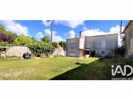 maison de campagne à néré (17510)