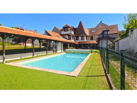 vente maison 20 pièces  402.00m²  magny