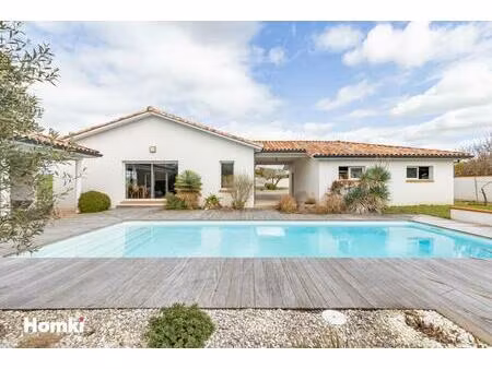 maison/villa t5 de 206m² avec piscine à pechbonnieu 31140