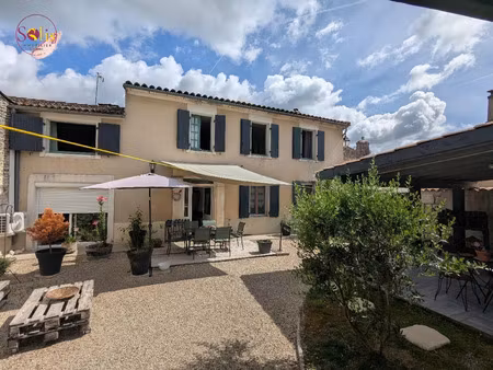 vente maison 5 pièces 170 m² salignac-sur-charente (17800)