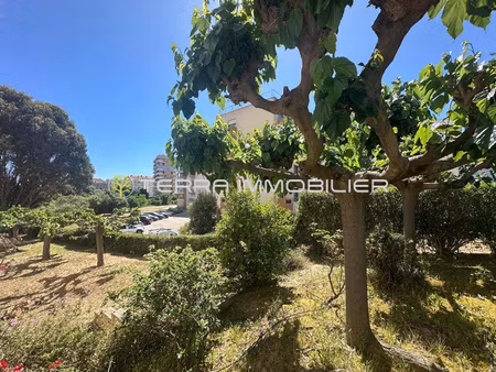 spacieux t4 de 132m2 rénové - résidence empire finosello