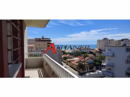 appartement t2 d'angle vue mer + parking privé