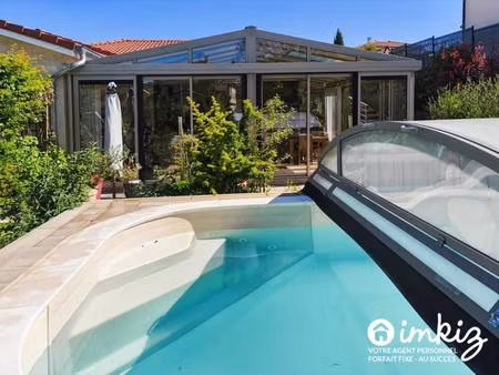 maison familiale - véranda lumineuse & piscine