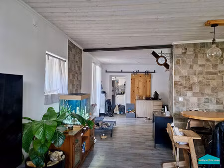 maison saint colomban 4 pièce(s) 885 m2