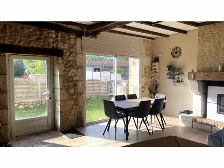 a vendre maison en pierre à sarliac sur l isle 24420