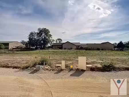 vente terrain à batir 858 m² à pont-d'ain (01160)  105 000 €