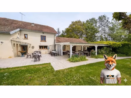 vente locaux professionnels 240 m² à pin (70150)  65 000 €