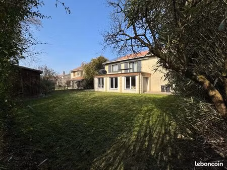 maison individuelle 6 pieces 135m²