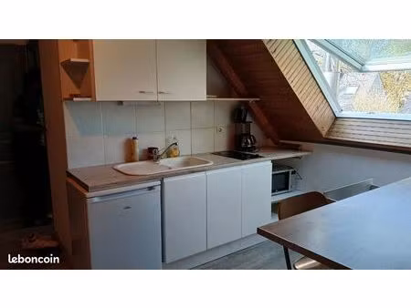 location studio meublé