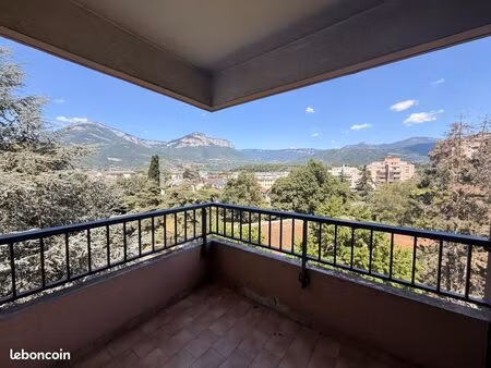 appartement 3 pièces 70 m²