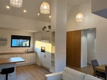 appartement 4 pièces – 88 m² avec balcon et parking