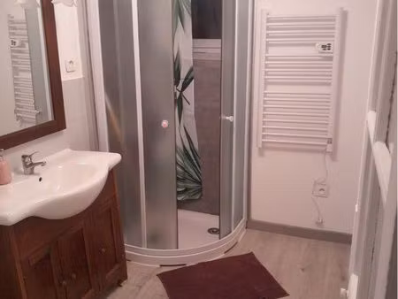 appartement meublé à louer à allevard 49m2