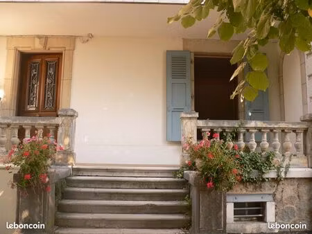 appartement à louer - gex centre