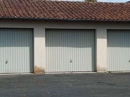 garage à louer – saint-astier (les quatre routes)