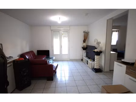 location maison  104.66 m² t-4 à aguilcourt  900 €