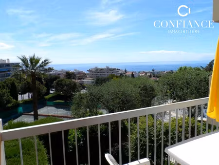 nice lanterne - style t2 - grand studio coin nuit - location etu