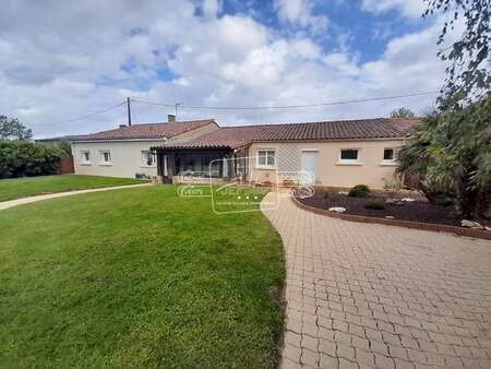 vente maison à saint-christophe-la-couperie (49270) : à vendre / 180m² saint-christophe-la