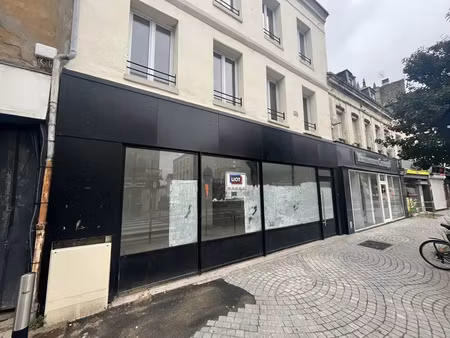 location commerce le havre 76600 330m²
