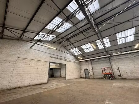 location local d’activités le havre 76600 1050m²