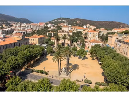 location appartement 3 pièces 97 m² à l'ile-rousse (20220)  890 €