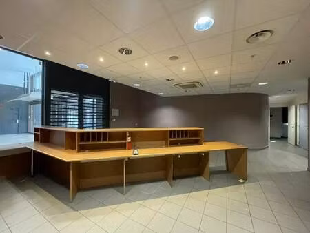 vente commerce le havre 76600 290m²