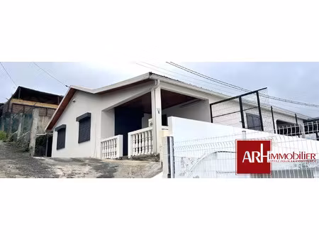 a louer maison f4/f5 - bdn st paul - avec grand espace exterieur