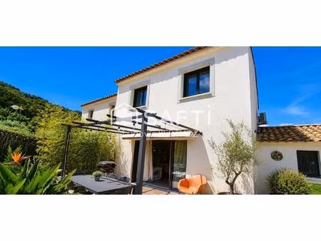 villa moderne 4 pièces avec piscine