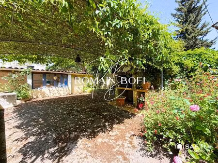 maison 4 pièces 75m2 avec cour extérieure