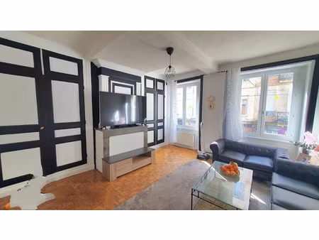 location appartement 4 pièces 91 m² à saint-etienne (42000)  690 €