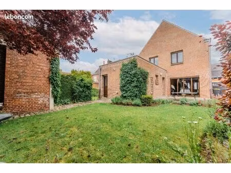 maison 4 pièces 146 m²