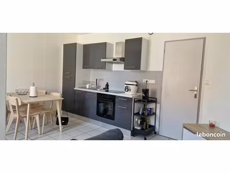 appartement f2 proche centre ville / gare / iut / insic