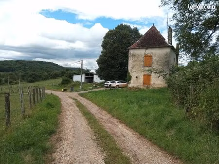 maison ferme isolée