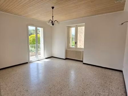 location appartement lumineux 4 pièces 82m2