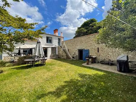 vente maison au bernard (85560) : à vendre / 94m² le bernard